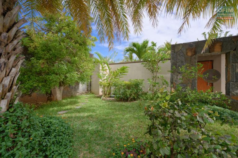 Accessible to foreigners House / Villa GRAND BAIE - PEREYBERE - POINTE AUX CANONNIERS – photo 15 of 15 – Landscaped garden