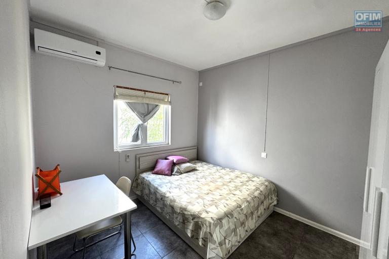 Renting Apartment FLIC EN FLAC - ALBION – photo 8 of 9 – Bedroom