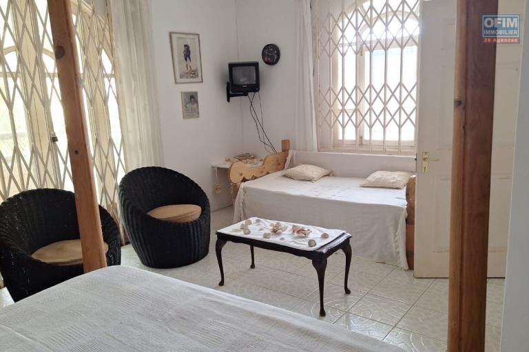 Sales House / Villa MONT CHOISY - TROU AUX BICHES – photo 8 of 16 – Bedroom