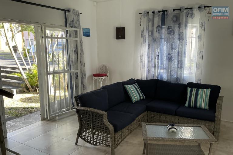 Sale House / Villa GRAND GAUBE - CALODYNE – photo 4 of 15 – Living room