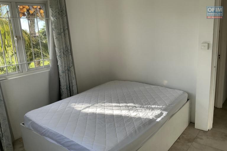 Sale House / Villa GRAND GAUBE - CALODYNE – photo 10 of 15 – Bright bedroom