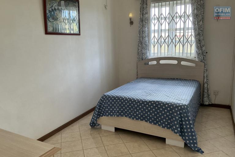 Rental House / Villa GRAND BAIE - PEREYBERE - POINTE AUX CANONNIERS – photo 10 of 16 – Bedroom