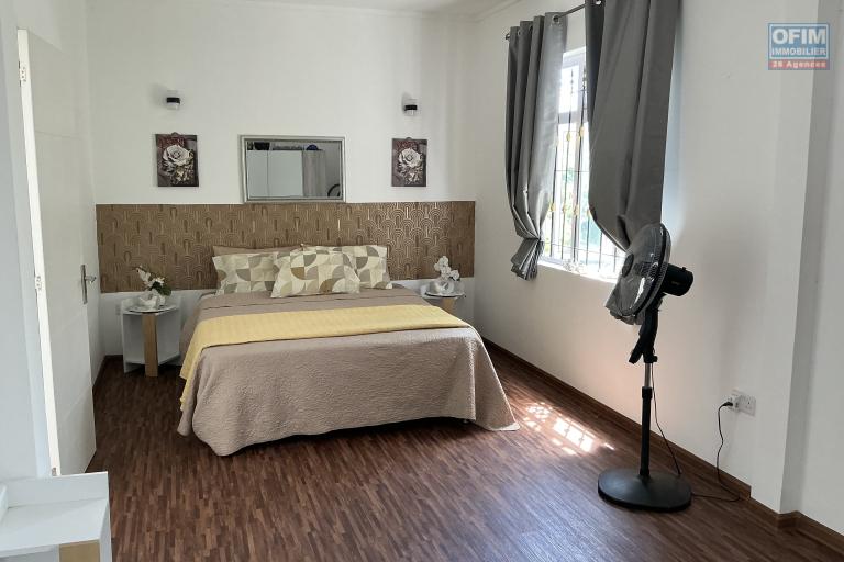 Rental House / Villa GRAND GAUBE - CALODYNE – photo 7 of 14 – Bright bedroom