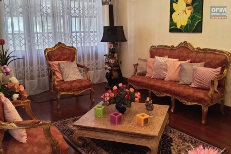 Sale House / Villa GRAND BAIE - PEREYBERE - POINTE AUX CANONNIERS – photo 2 of 17 – Living area