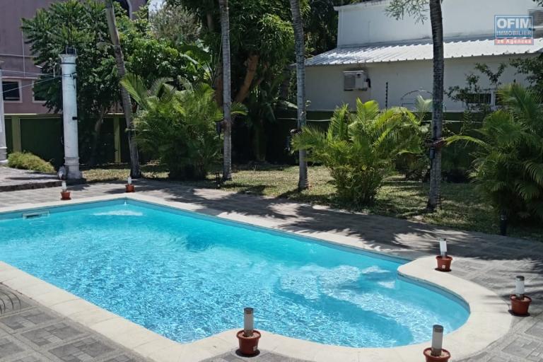 Sale House / Villa GRAND BAIE - PEREYBERE - POINTE AUX CANONNIERS – photo 13 of 17 – Swimming pool