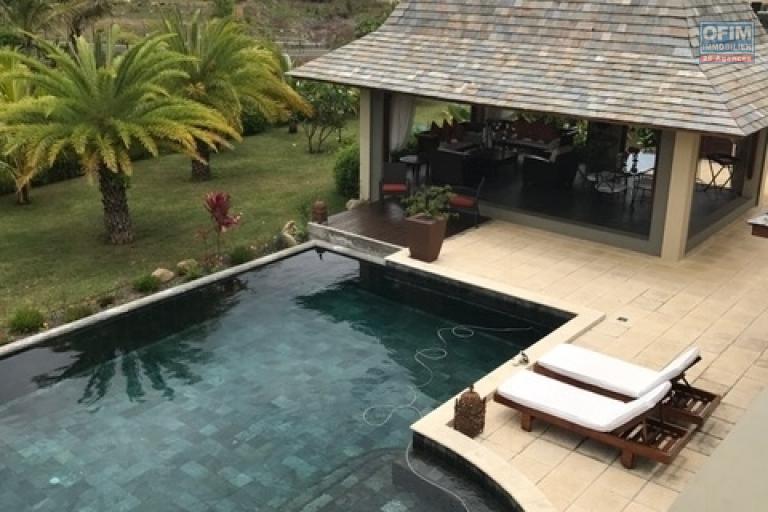 Accessible to foreigners in Mauritius: Recent villa eligible for purchase to foreigners and Mauritians under IRS status in Black River.