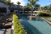 Accessible to foreigners and Mauritians: For sale beautiful apartment of 78.50 m2 in a complex 100 m lagoon in Trou aux Biches, Mauritius.