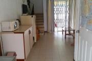 For sale in Flic en Flac, complex of 3 apartments with pool and large terrace and parking space.