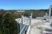 For sale art deco / atypical villa in Vale 2 minutes from the motorway in a quiet and green area.