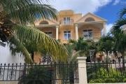 For sale a hotel residence in Mont Choisy close to the beach, a convenience store, restaurants