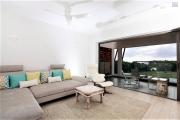 Tamarin for sale comfortable 3 bedroom penthouse in a secure residence with sea view