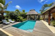 For sale magnificent 3 bedroom villa with private swimming pool in a marvelous secure domain, accessible for purchase to foreigners and Mauritians.