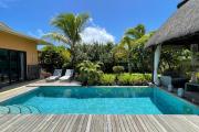 For sale magnificent 3 bedroom villa with private swimming pool in a marvelous secure domain, accessible for purchase to foreigners and Mauritians.