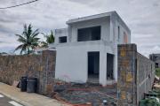 For sale 3 bedroom villa with swimming pool still under construction and delivery in March 2023 in Grand Baie.