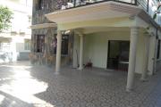 Flic en Flac rental of a villa on the ground floor, 2 bedrooms near the beach and shops in a quiet area