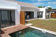 3 villas available: For sale 3 bedroom villa with swimming pool in a secure residence in Mont Mascal.