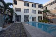 For sale a 148 m2 3 bedroom duplex with shared swimming pool in Cap Malheureux.