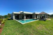 Treat yourself to an idyllic lifestyle in this exceptional villa in Roches Noires.