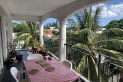 Flic en Flac for sale 4 bedroom apartment located in the heart of Flic en Flac with elevator and parking.