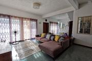 Flic en Flac for sale 3 bedroom villa with swimming pool and kiosk located in the heart of the quiet seaside resort.