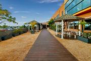 Your tailor-made office, at the heart of the action!