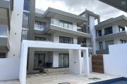 Flic en Flac for rent 2 bedroom apartment with 2 swimming pools located in a splendid secure residence 500m from the beach and shops.