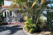 RENTAL in GRAND-GAUBE: Your Haven of Peace in the Heart of a Lush Garden - Charming Ground Floor of a Mauritian House - Ideal for Couples / Teleworking