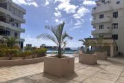 Flic en Flac &ndash; For rent, beautiful 2-bedroom apartment located in a luxury residence with swimming pool, gym and covered parking.