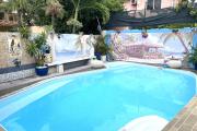 Albion &ndash; For sale, two villas with swimming pools, close to the beach