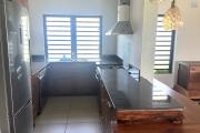 3-bedroom villa for rent – Tamarin, near golf