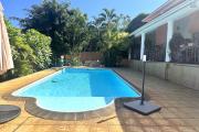 ALBION – FOR SALE – Spacious family villa with separate apartment, swimming pool and garage