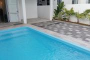 RENT: Grand Baie center, new villa, 3 en-suite bedrooms. Premium location