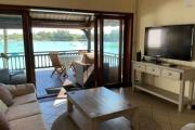 For rent &ndash; Superb 3-bedroom apartment facing the sea &ndash; Grand Baie