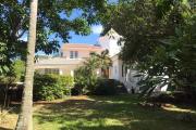 MELVILLE - Exceptional villa for rent with 4 bedrooms. &ndash; A haven of peace just steps from the beach