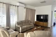 Flic en Flac, Mauritius – Superb, recently built 3-bedroom apartment with pool and garage