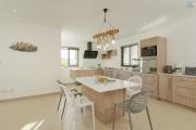 FOR SALE – Elegant contemporary villa in Grand Baie, Mauritius. Local market only