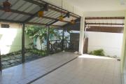 Vacoas Mauritius – 6 bedroom house for sale in a peaceful area close to shops.