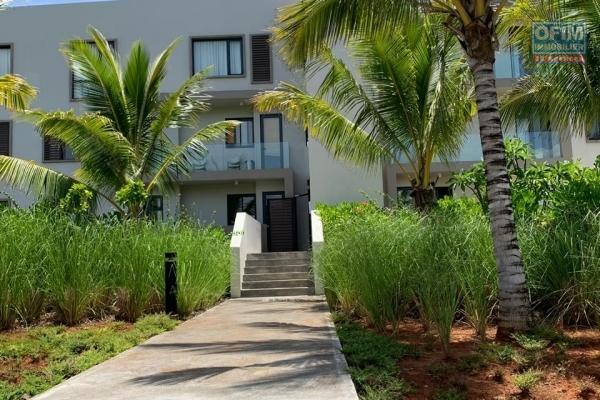 Accessible to foreigners and Mauritians: For sale penthouse in a luxury apartment complex with sea views in Roches Noires.