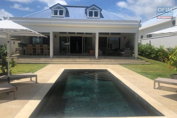 To sell a villa villas in RES status accessible for purchase to foreigners and Mauritians, with obtaining a permanent residence permit for the whole family