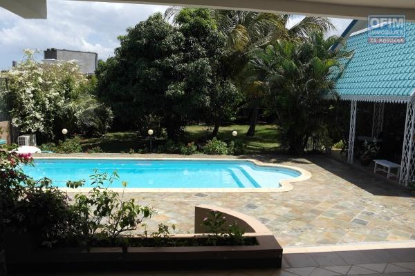 Flic en Flac large villa rental with swimming pool and independent apartment