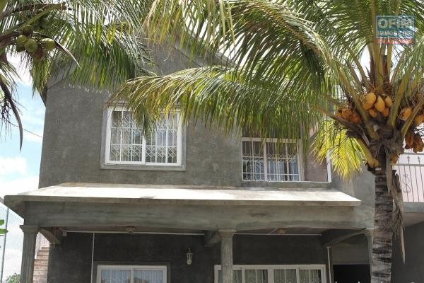 Albion for rent 2 bedroom apartment with private and secure parking, quiet 5 minutes from the beach and shops.