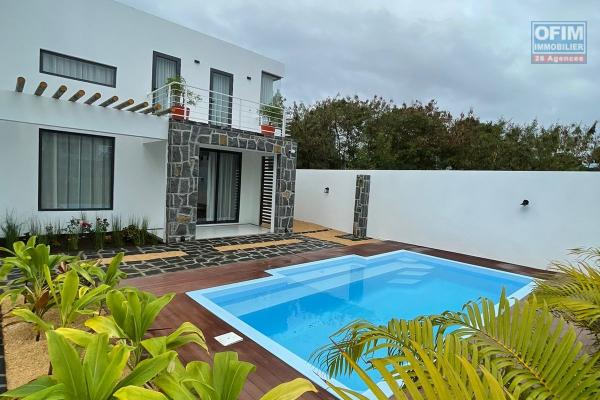 For sale new villa in Pointe aux Piments close to shops, supermarket, bus lines and the beach.