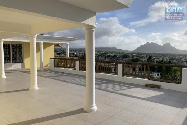 Quatre Bornes for rent recent huge villa with a breathtaking view and which has four bedrooms, an indoor swimming pool and a garage.