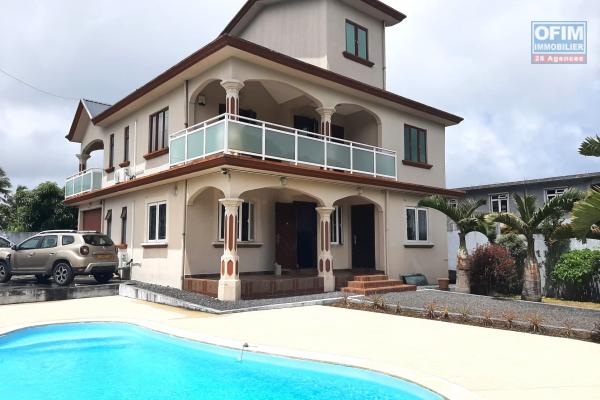 Vacoas for sale 6 bedroom house with swimming pool, which can be converted into 2 independent apartments.