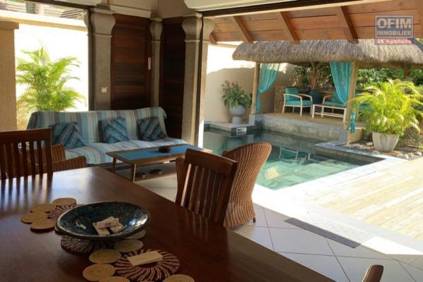 To rent a one-bedroom villa with swimming pool in a luxury residence in Pereybère.