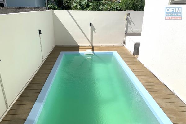 Flic en Flac for rent new 3 bedroom apartment with shared swimming pool, close to the beach and quiet.