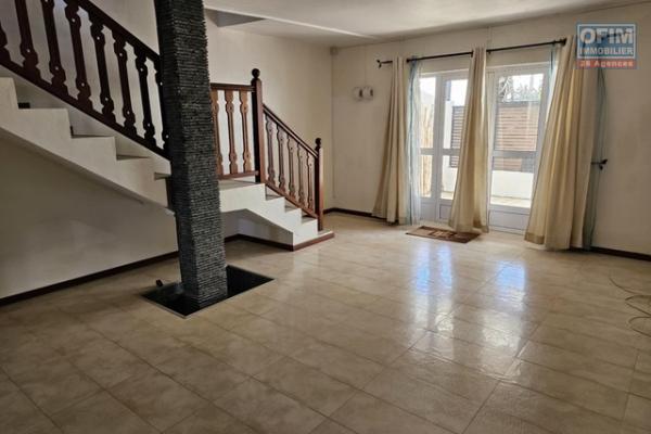 Small Duplex Villa for Sale in Pereybere - Your Secure Corner of Paradise!