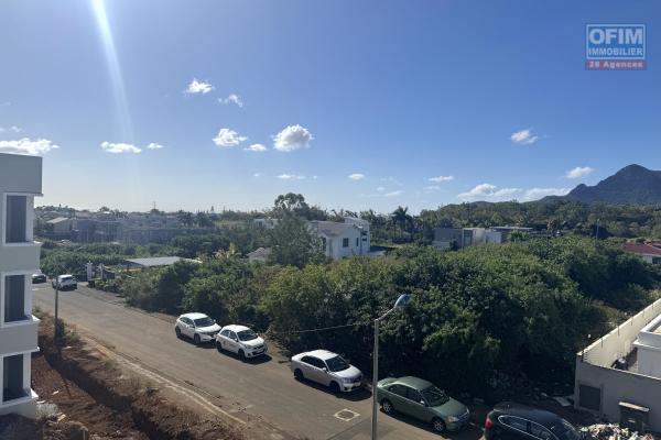 Ebene  – For rent Superb modern 3-bedroom apartment, ideally located in the heart of Ebene, in a new, secure residence with parking.