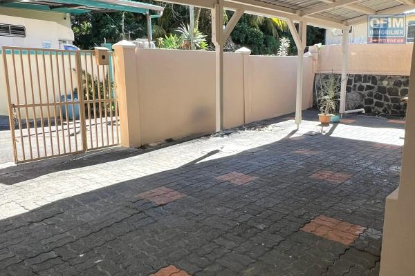 Rose Hill – Vandermeersch For rent 3 bedroom house + 1 office, ideally located in a quiet cul-de-sac.