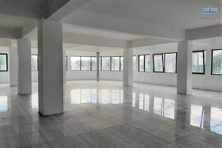 Beau Bassin for rent plateau of approximately 280m&sup2; centrally located and ideal for offices.